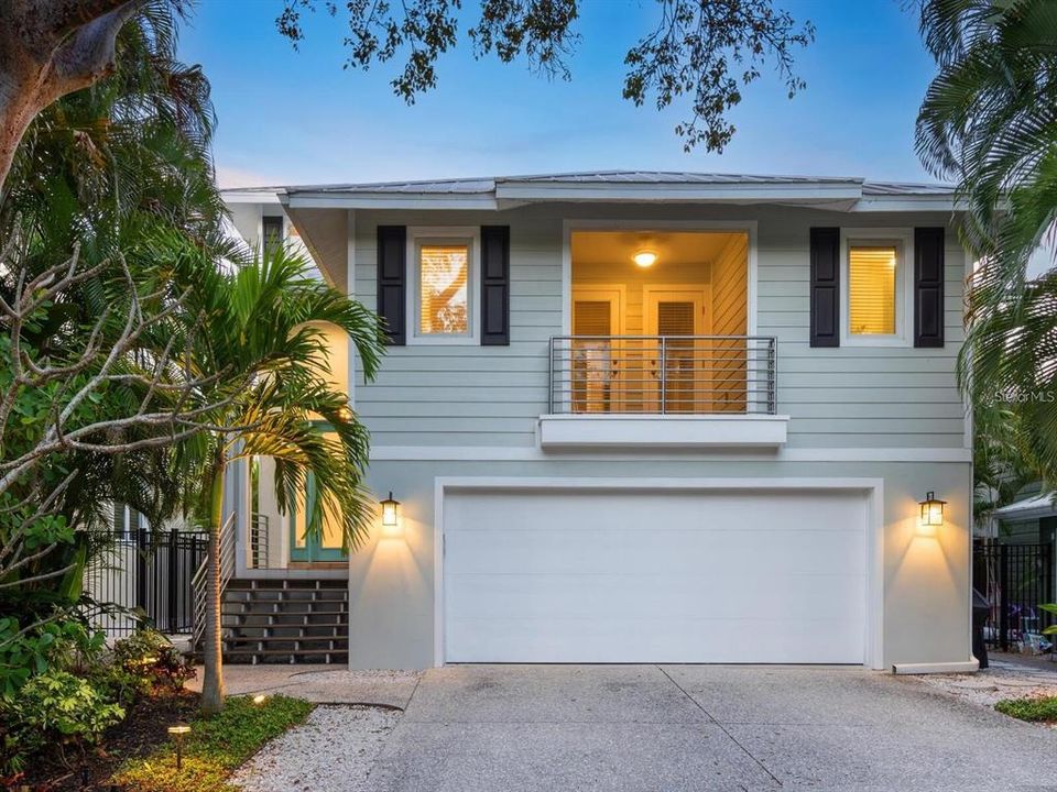 Недавно продано: $1,900,000 (4 спален, 4 ванн, 2830 Квадратных фут)