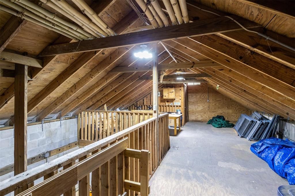 Active With Contract: $565,000 (4 beds, 3 baths, 2892 Square Feet)