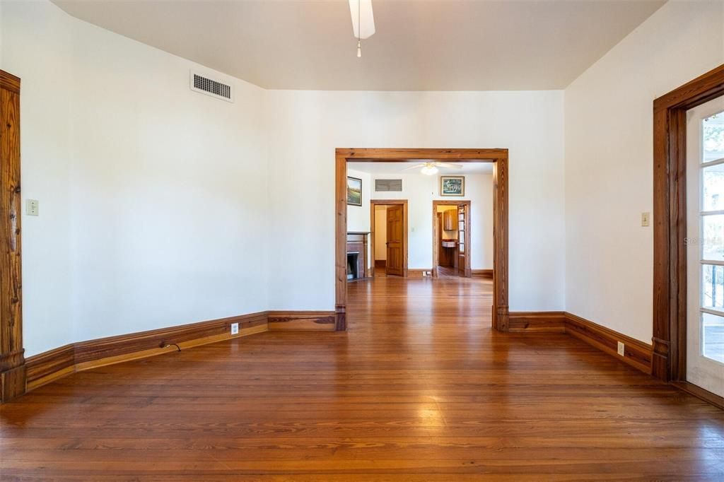 Active With Contract: $565,000 (4 beds, 3 baths, 2892 Square Feet)