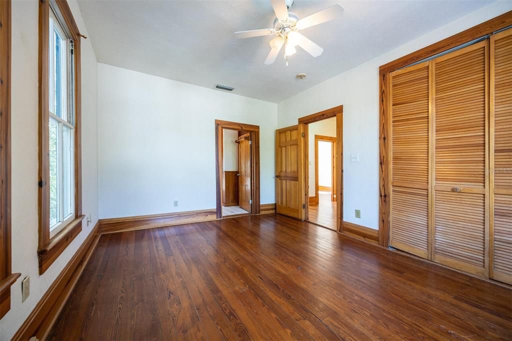 Active With Contract: $565,000 (4 beds, 3 baths, 2892 Square Feet)