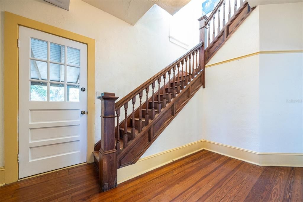 Active With Contract: $565,000 (4 beds, 3 baths, 2892 Square Feet)