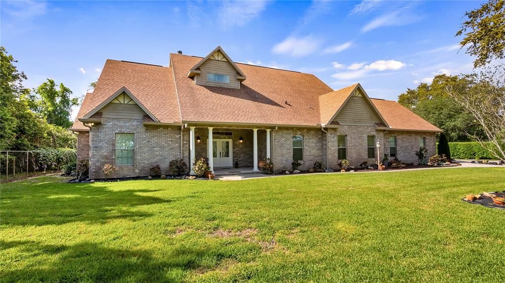 Vendido Recientemente: $625,000 (3 camas, 3 baños, 2843 Pies cuadrados)