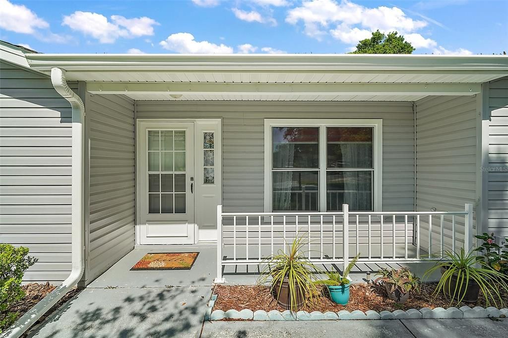 Active With Contract: $198,000 (2 beds, 2 baths, 1420 Square Feet)