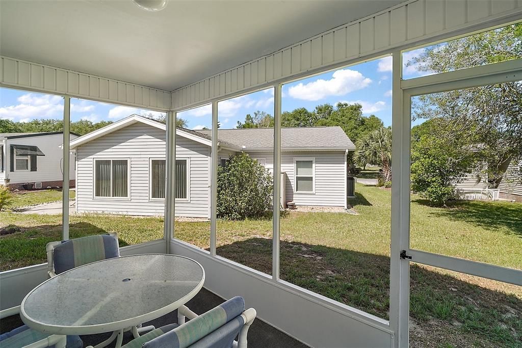 Active With Contract: $198,000 (2 beds, 2 baths, 1420 Square Feet)