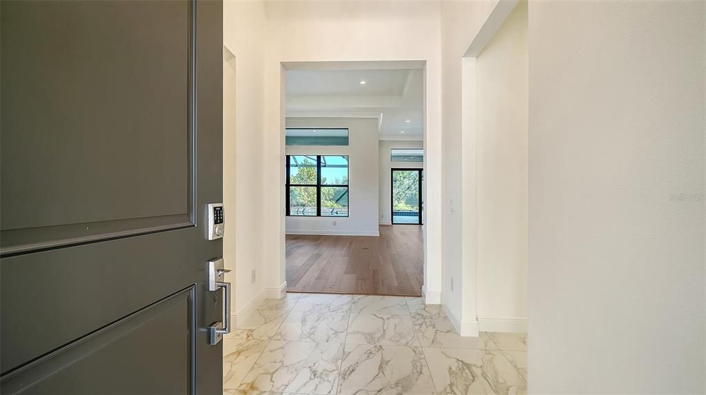 На продажу: $1,199,990 (3 спален, 3 ванн, 2562 Квадратных фут)