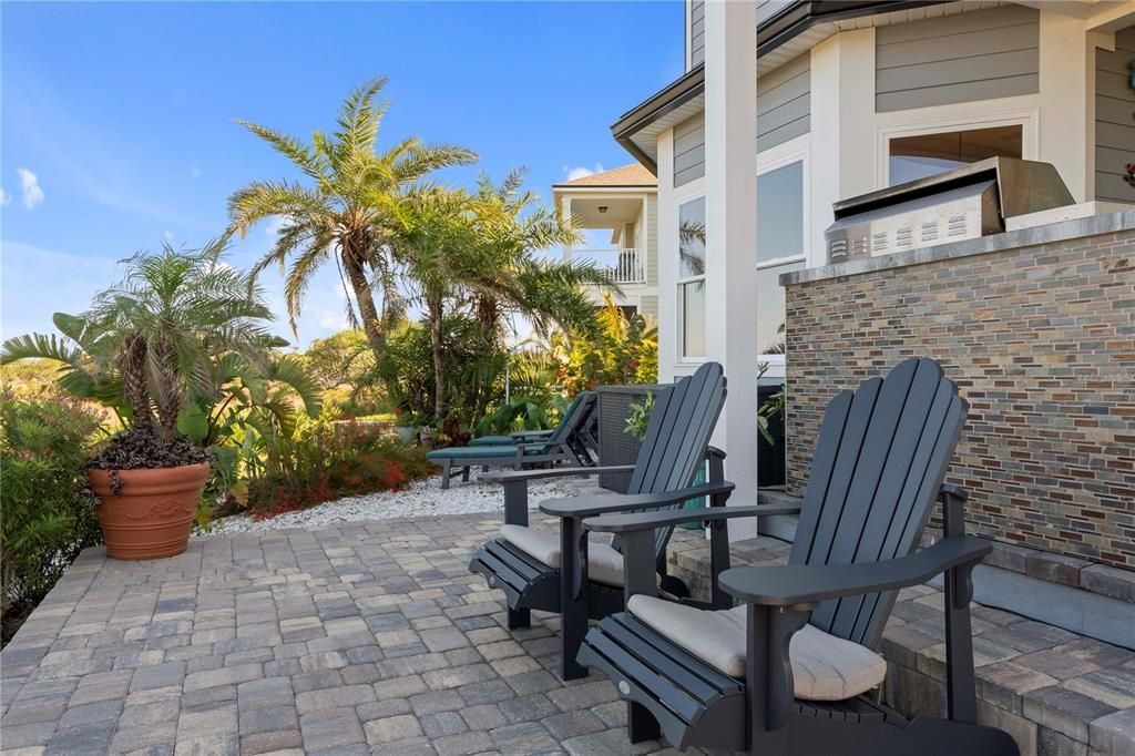 For Sale: $1,849,900 (4 beds, 3 baths, 2665 Square Feet)