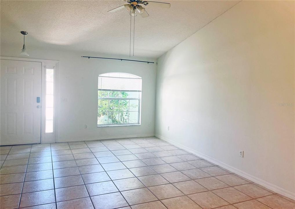 For Sale: $450,000 (6 beds, 0 baths, 2669 Square Feet)