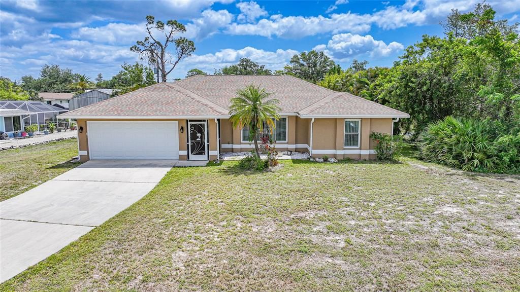 Недавно продано: $335,000 (3 спален, 2 ванн, 1811 Квадратных фут)