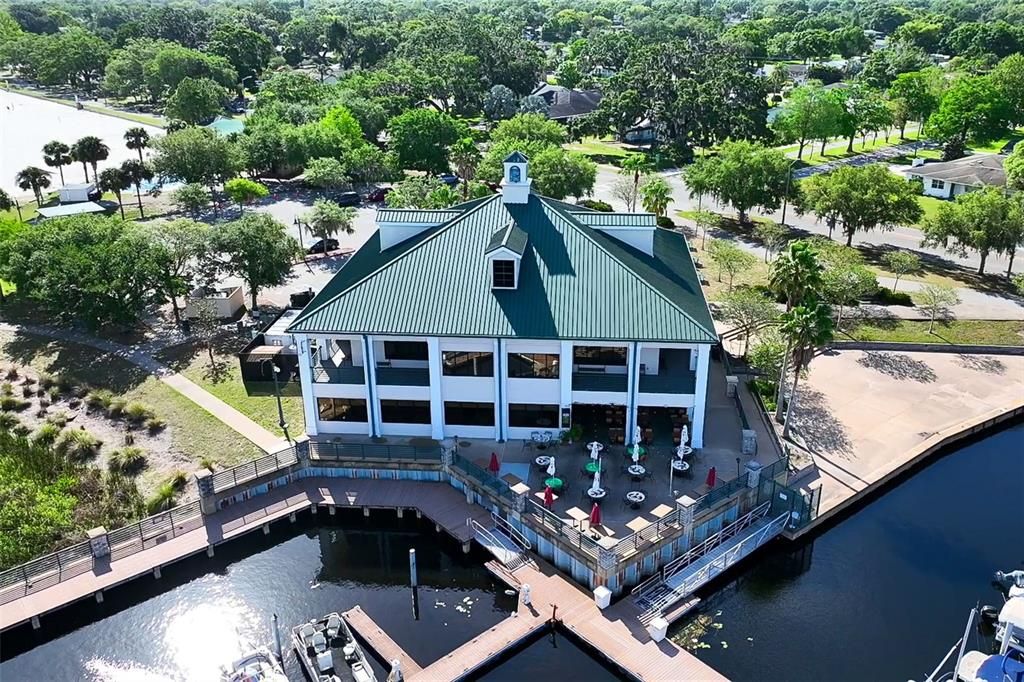 На продажу: $824,000 (7 спален, 4 ванн, 5777 Квадратных фут)