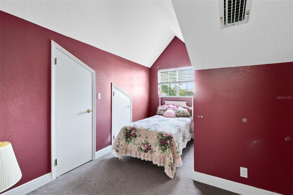 На продажу: $824,000 (7 спален, 4 ванн, 5777 Квадратных фут)