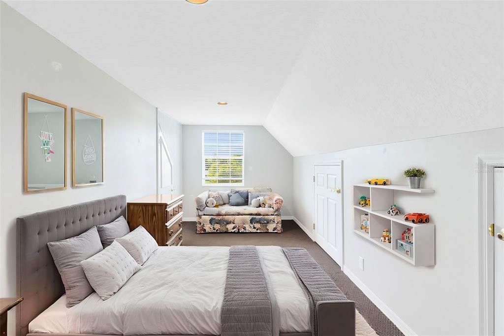 На продажу: $824,000 (7 спален, 4 ванн, 5777 Квадратных фут)