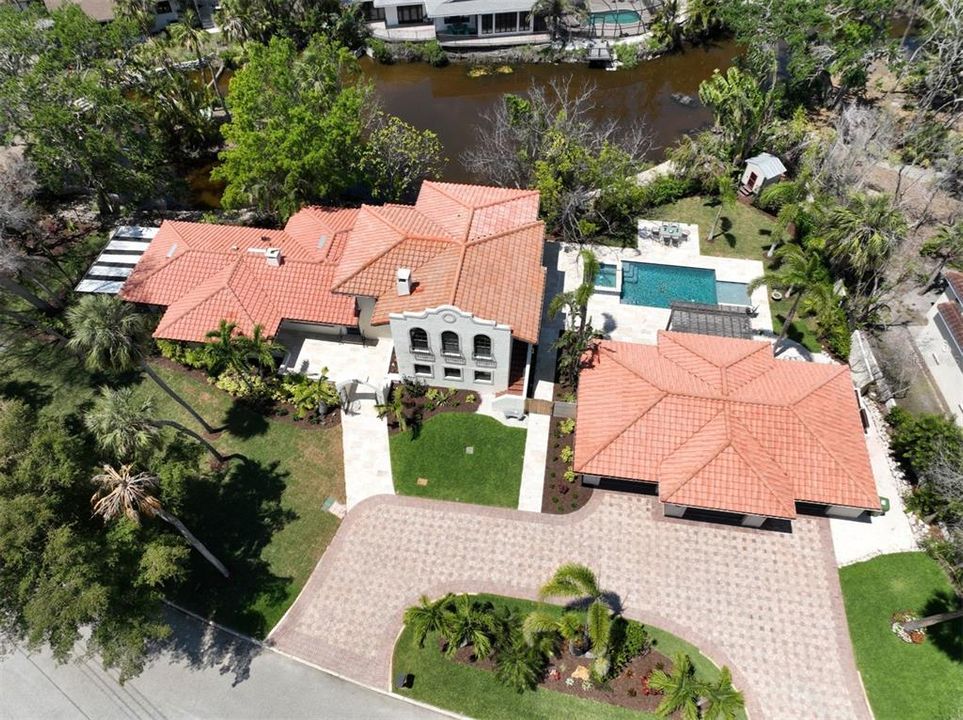 For Sale: $1,699,000 (3 beds, 2 baths, 2974 Square Feet)