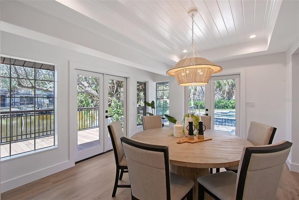 For Sale: $1,699,000 (3 beds, 2 baths, 2974 Square Feet)