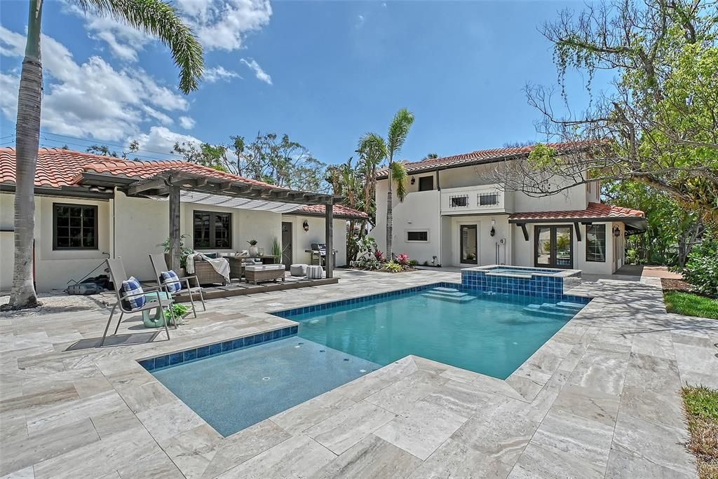 For Sale: $1,699,000 (3 beds, 2 baths, 2974 Square Feet)