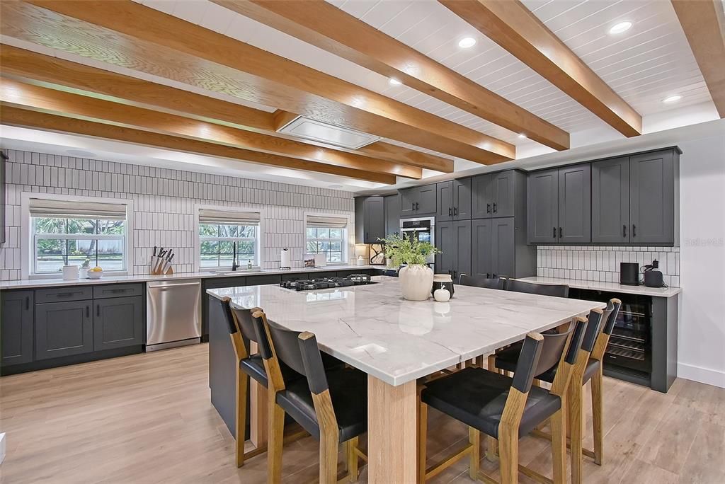 For Sale: $1,699,000 (3 beds, 2 baths, 2974 Square Feet)