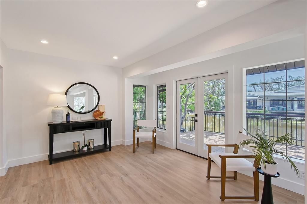 For Sale: $1,699,000 (3 beds, 2 baths, 2974 Square Feet)