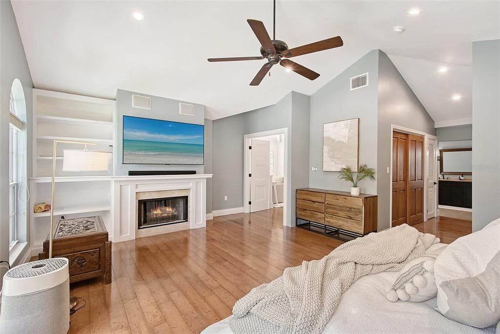 For Sale: $1,699,000 (3 beds, 2 baths, 2974 Square Feet)