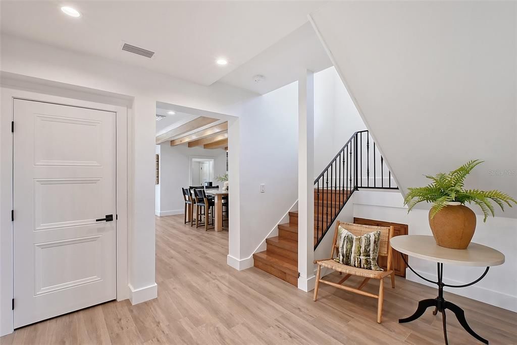 For Sale: $1,699,000 (3 beds, 2 baths, 2974 Square Feet)