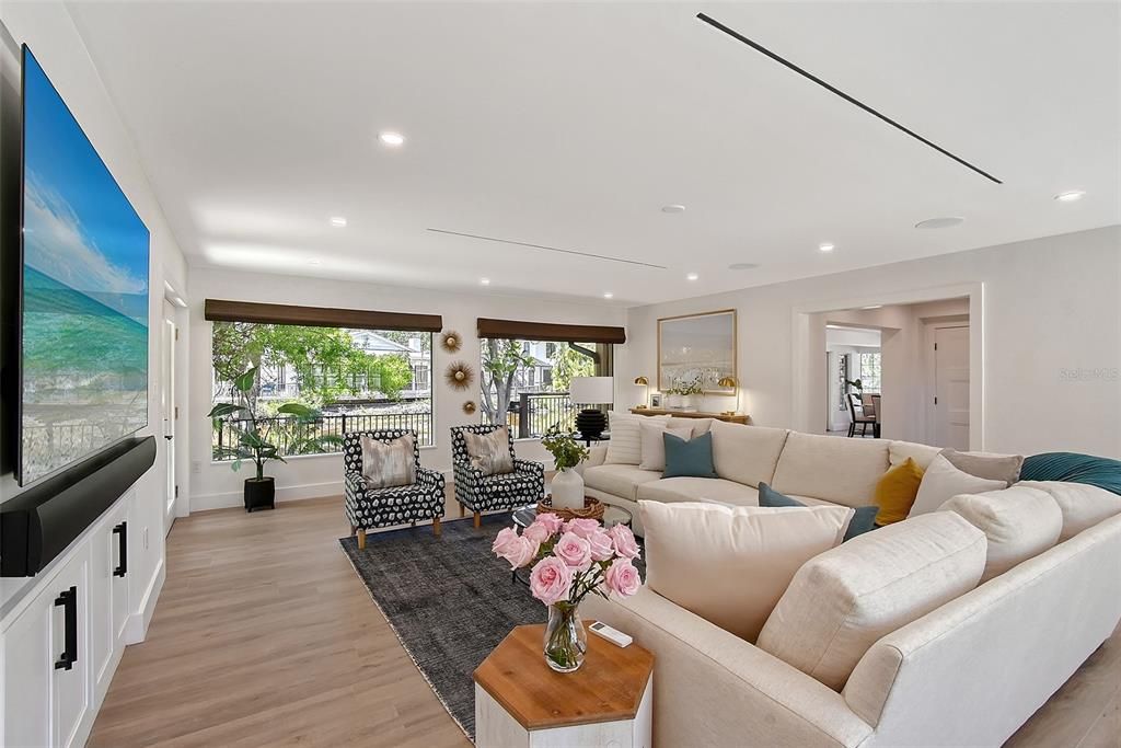 For Sale: $1,699,000 (3 beds, 2 baths, 2974 Square Feet)