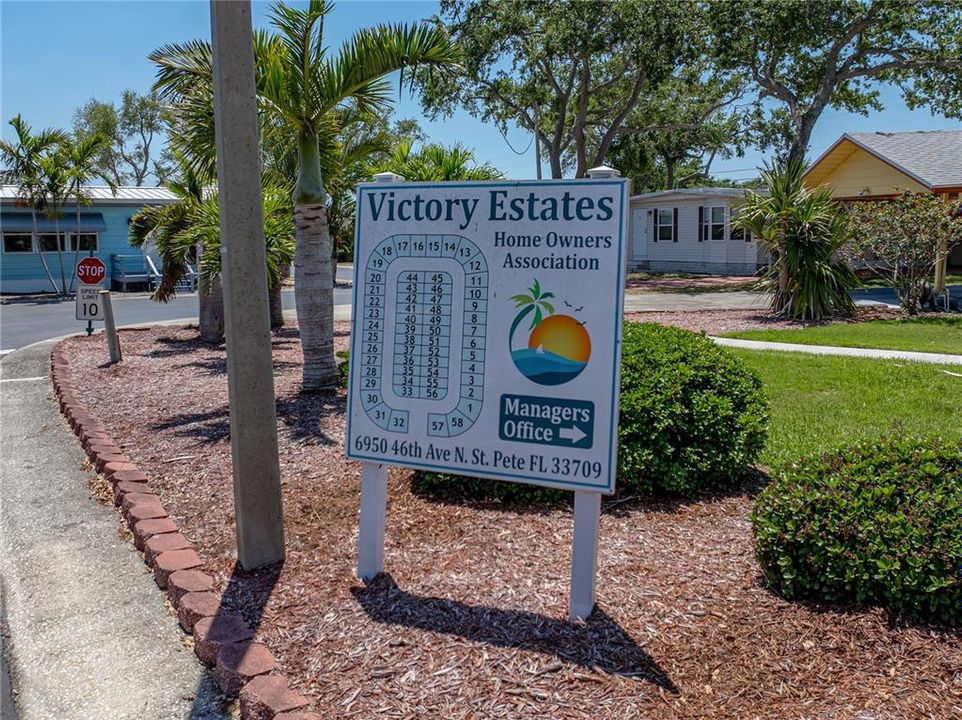 Под контрактом: $199,900 (2 спален, 2 ванн, 1080 Квадратных фут)