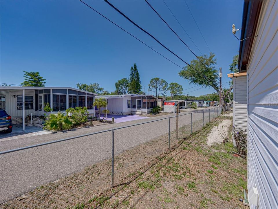 Под контрактом: $199,900 (2 спален, 2 ванн, 1080 Квадратных фут)