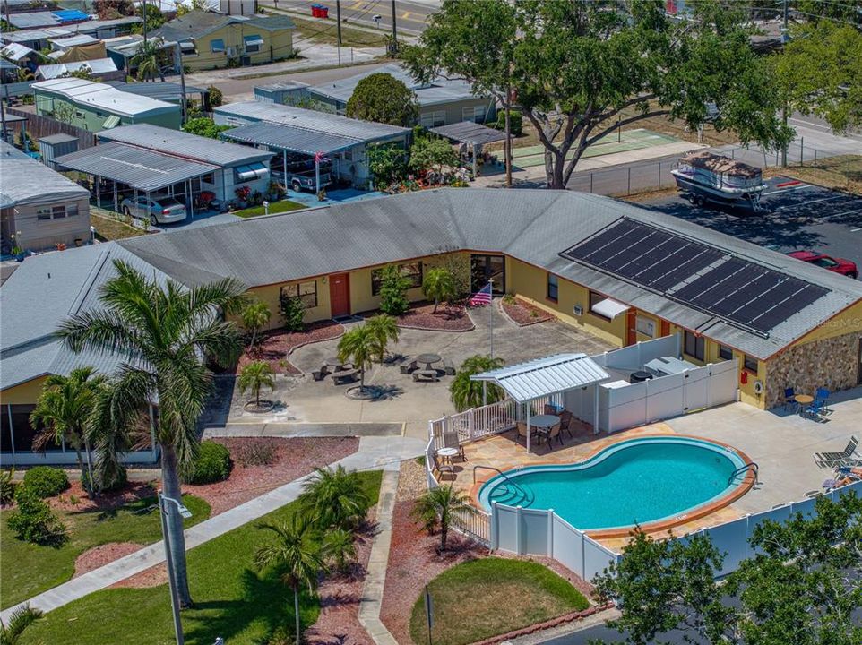 Под контрактом: $199,900 (2 спален, 2 ванн, 1080 Квадратных фут)