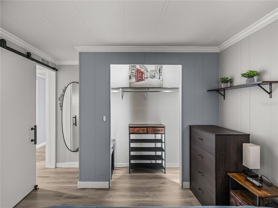 Под контрактом: $199,900 (2 спален, 2 ванн, 1080 Квадратных фут)