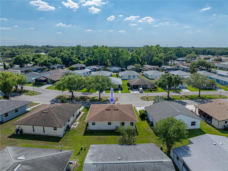 Active With Contract: $215,000 (2 beds, 2 baths, 1087 Square Feet)