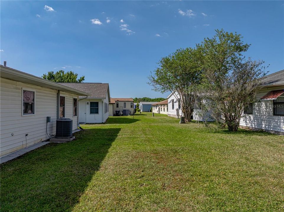 Active With Contract: $215,000 (2 beds, 2 baths, 1087 Square Feet)