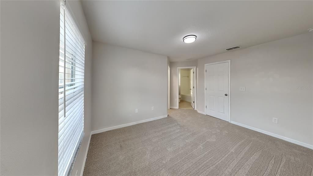 На продажу: $244,900 (2 спален, 2 ванн, 1548 Квадратных фут)