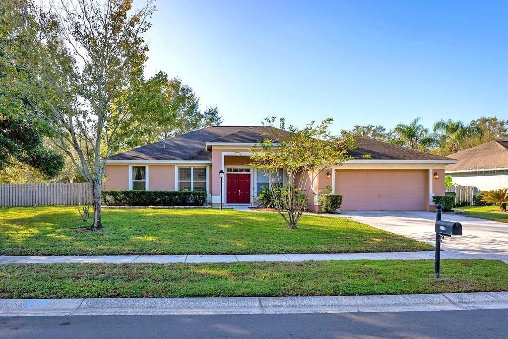 Recently Rented: $2,950 (4 beds, 2 baths, 2363 Square Feet)