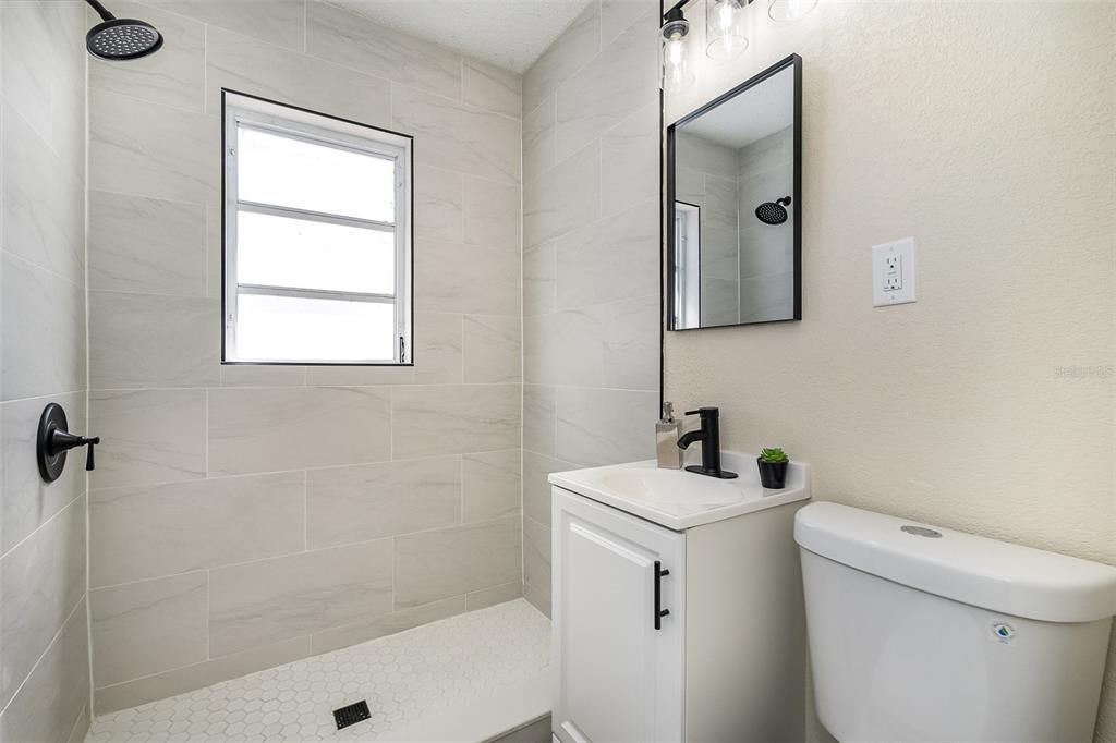 En Venta: $308,900 (3 camas, 2 baños, 1772 Pies cuadrados)