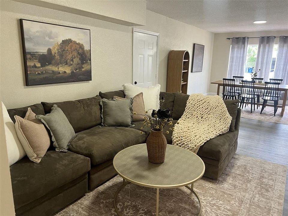 En Venta: $308,900 (3 camas, 2 baños, 1772 Pies cuadrados)