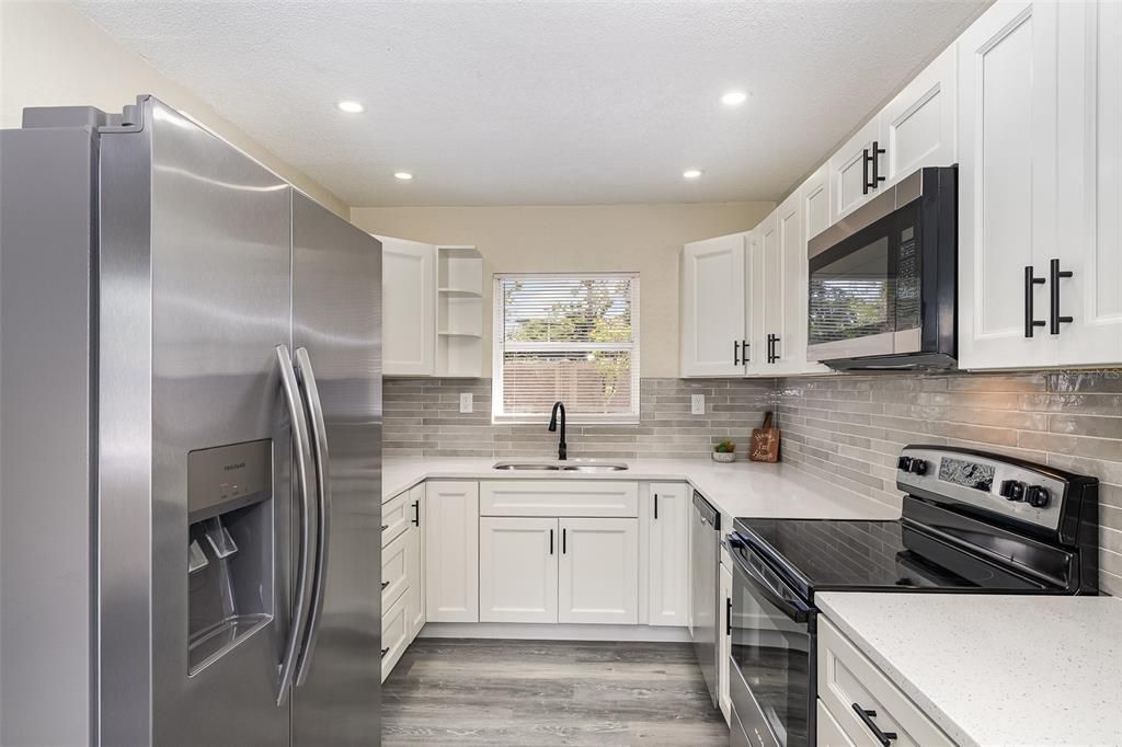 En Venta: $308,900 (3 camas, 2 baños, 1772 Pies cuadrados)