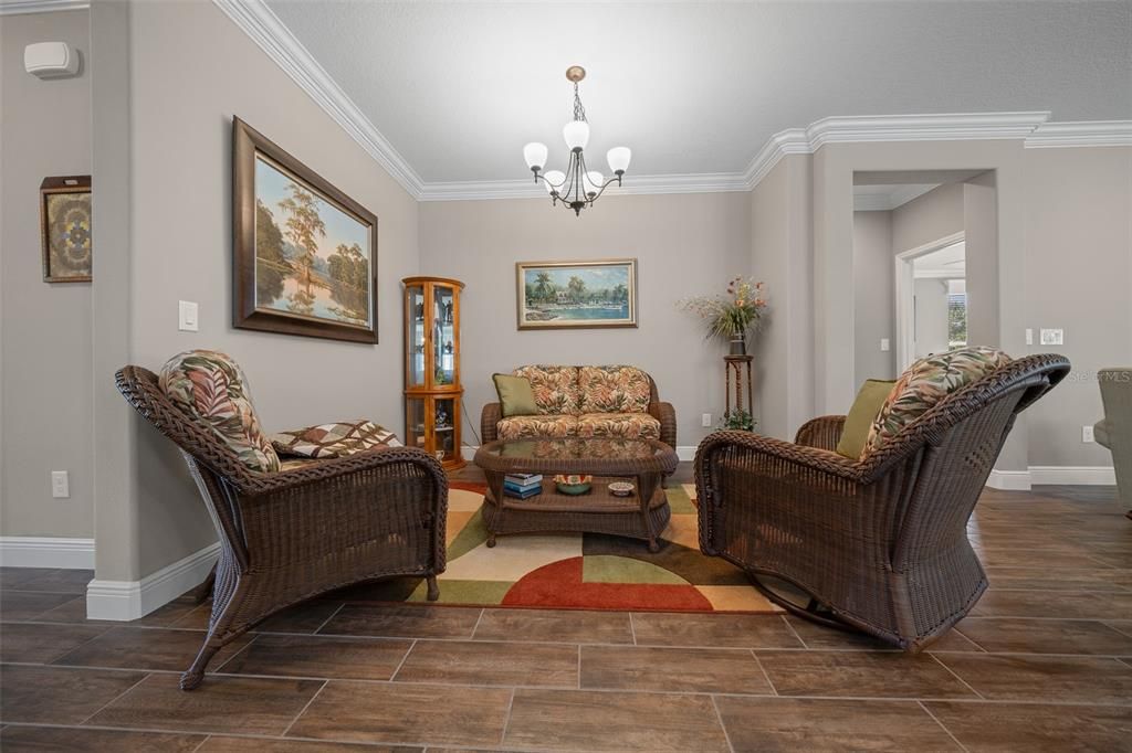 For Sale: $450,000 (2 beds, 2 baths, 2316 Square Feet)