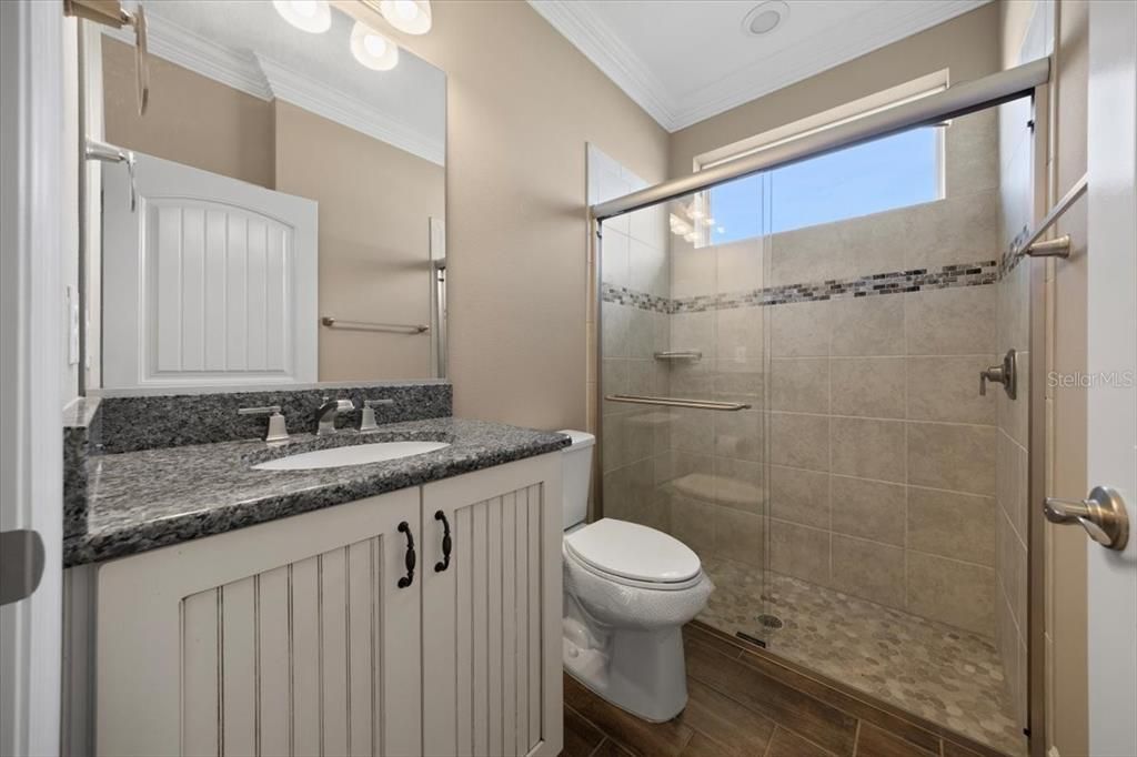 For Sale: $450,000 (2 beds, 2 baths, 2316 Square Feet)