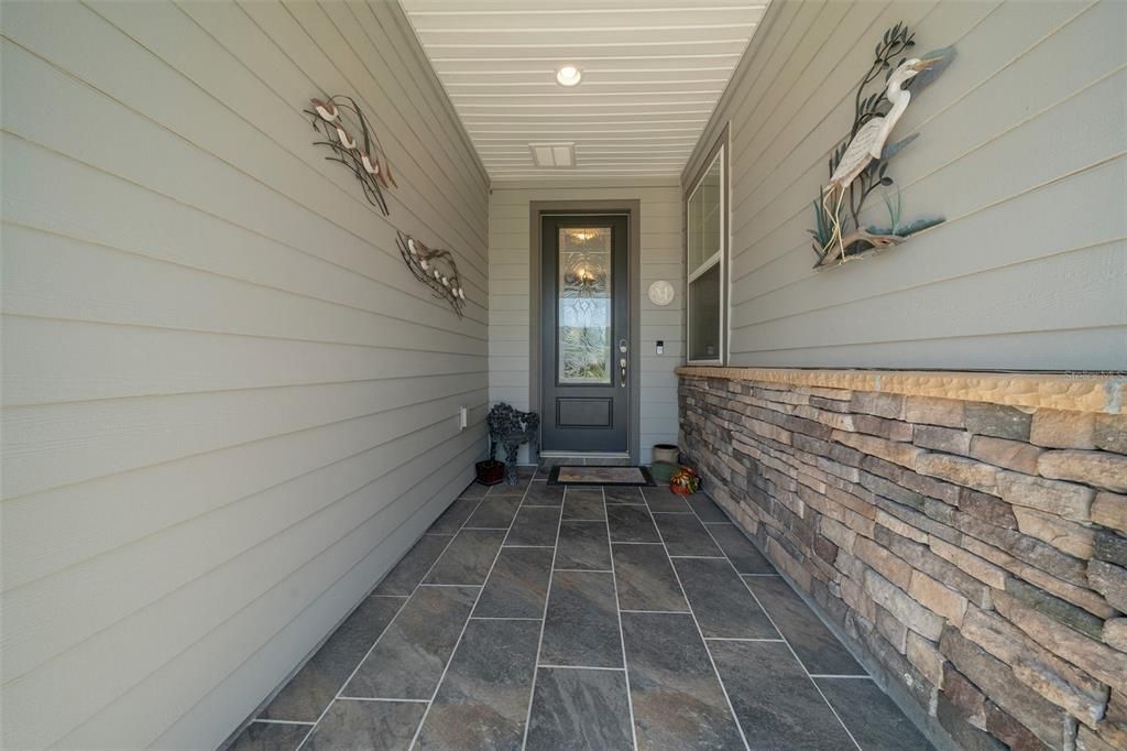 For Sale: $450,000 (2 beds, 2 baths, 2316 Square Feet)