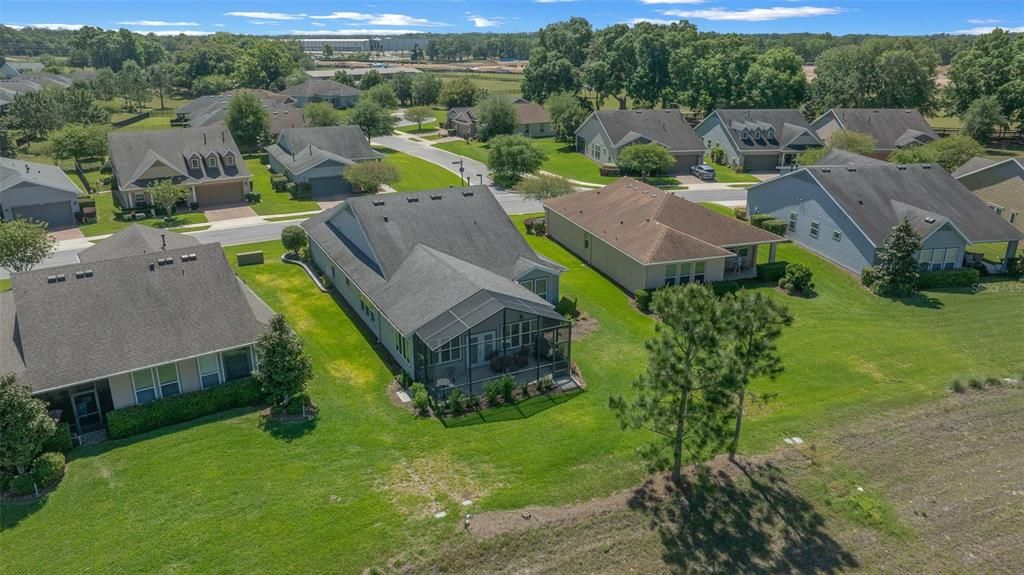 For Sale: $450,000 (2 beds, 2 baths, 2316 Square Feet)