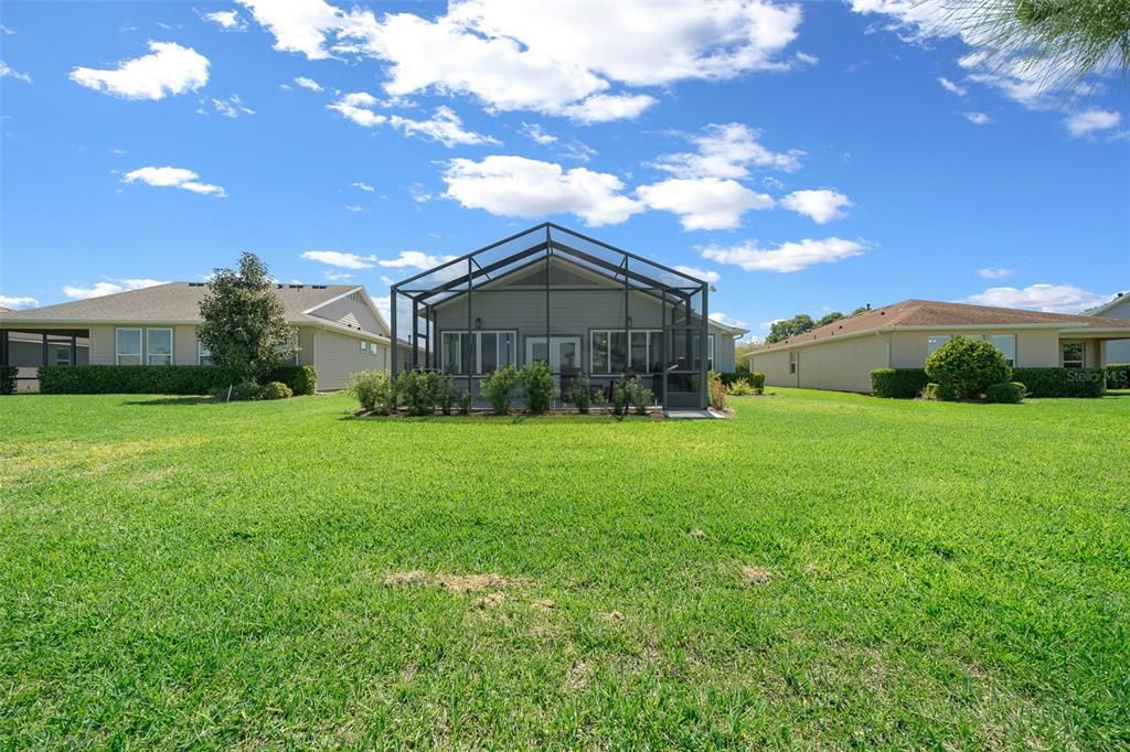 For Sale: $450,000 (2 beds, 2 baths, 2316 Square Feet)