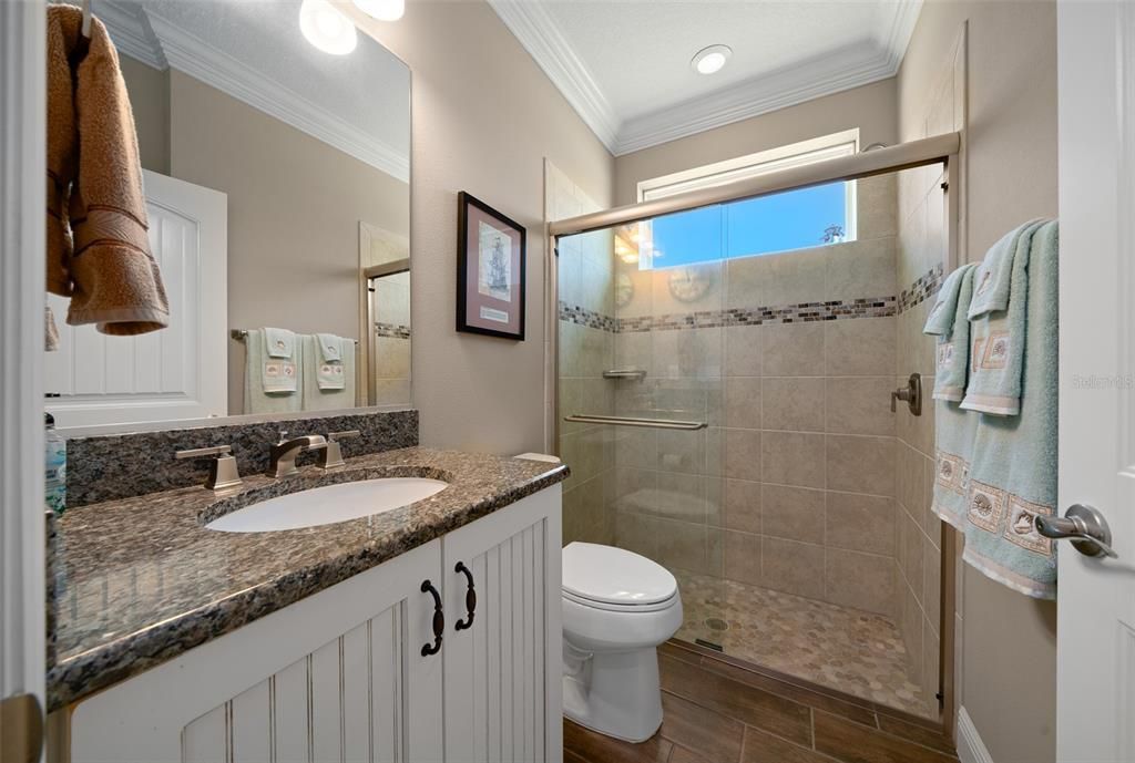 For Sale: $450,000 (2 beds, 2 baths, 2316 Square Feet)