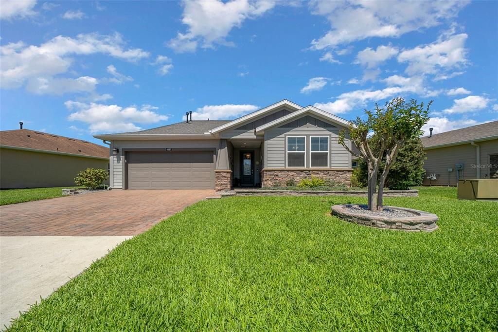 For Sale: $450,000 (2 beds, 2 baths, 2316 Square Feet)