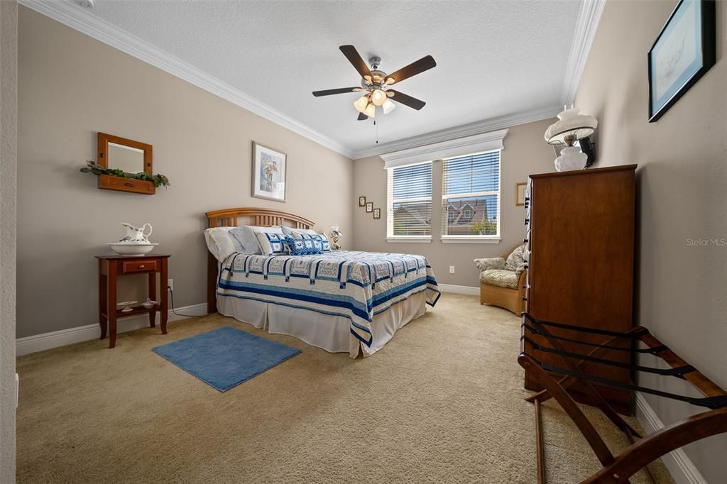 For Sale: $450,000 (2 beds, 2 baths, 2316 Square Feet)