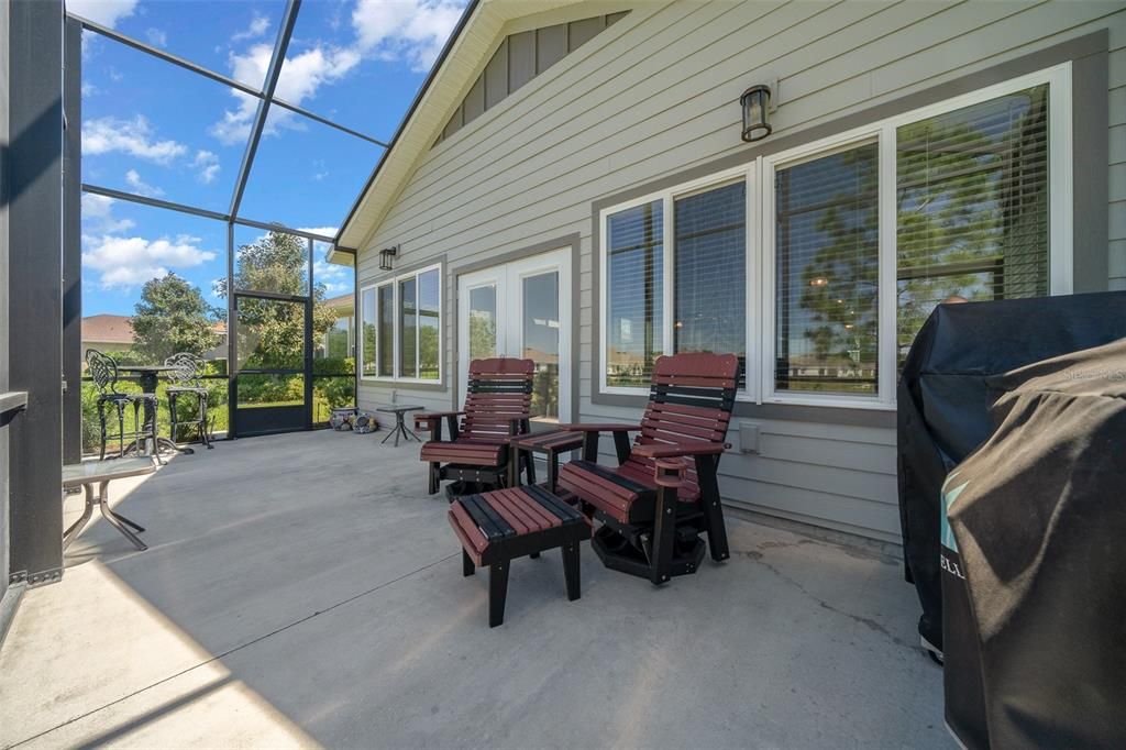 For Sale: $450,000 (2 beds, 2 baths, 2316 Square Feet)