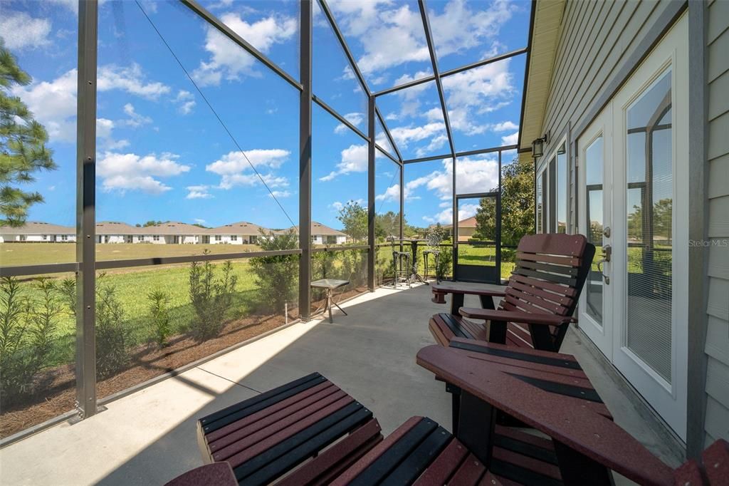 For Sale: $450,000 (2 beds, 2 baths, 2316 Square Feet)