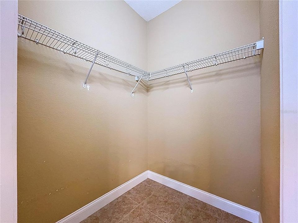 For Sale: $315,000 (3 beds, 2 baths, 1533 Square Feet)