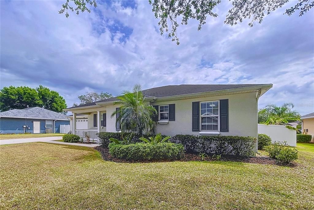 For Sale: $315,000 (3 beds, 2 baths, 1533 Square Feet)