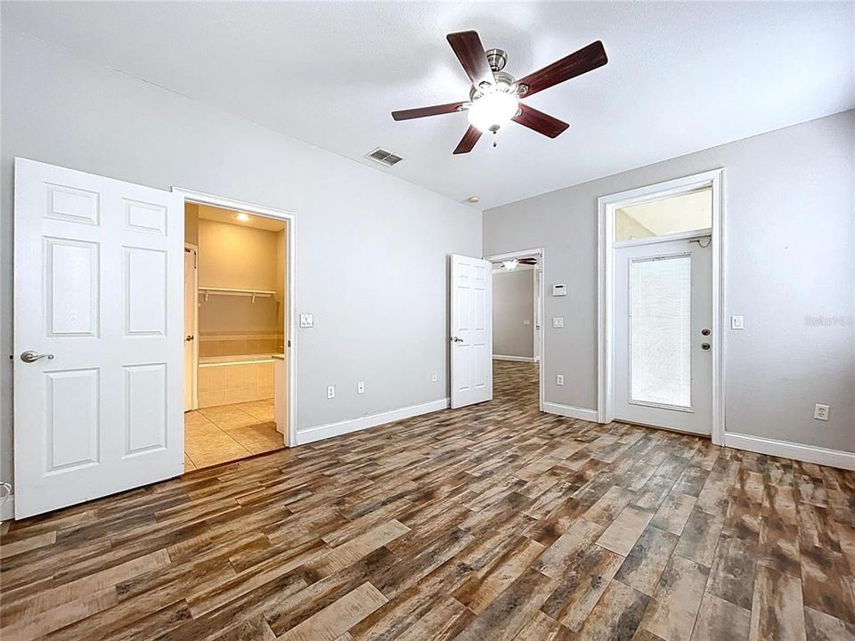 For Sale: $315,000 (3 beds, 2 baths, 1533 Square Feet)