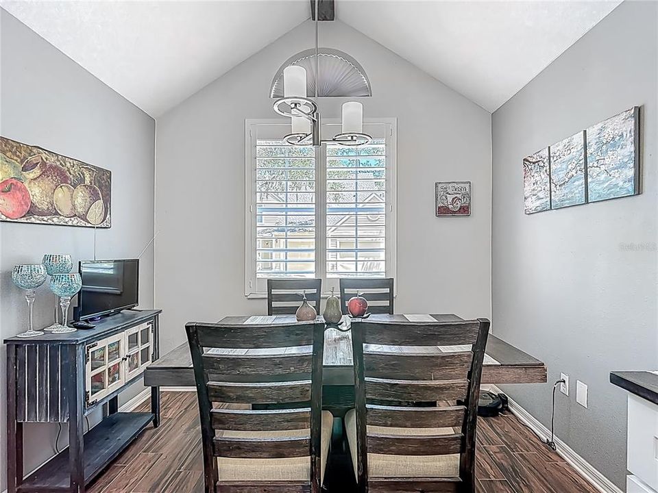 For Sale: $290,000 (3 beds, 2 baths, 1534 Square Feet)