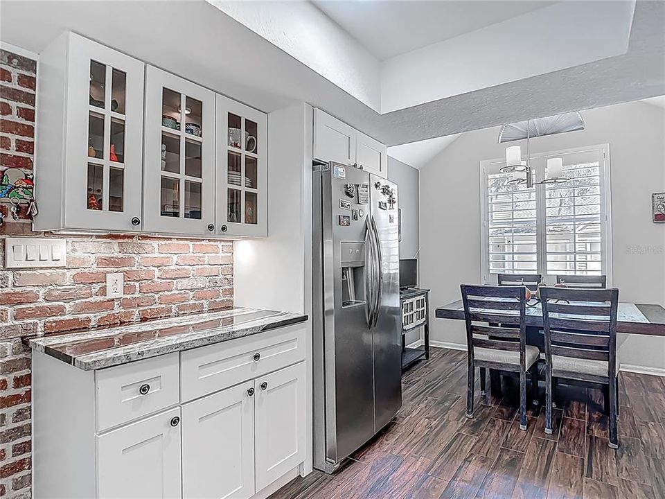 For Sale: $290,000 (3 beds, 2 baths, 1534 Square Feet)