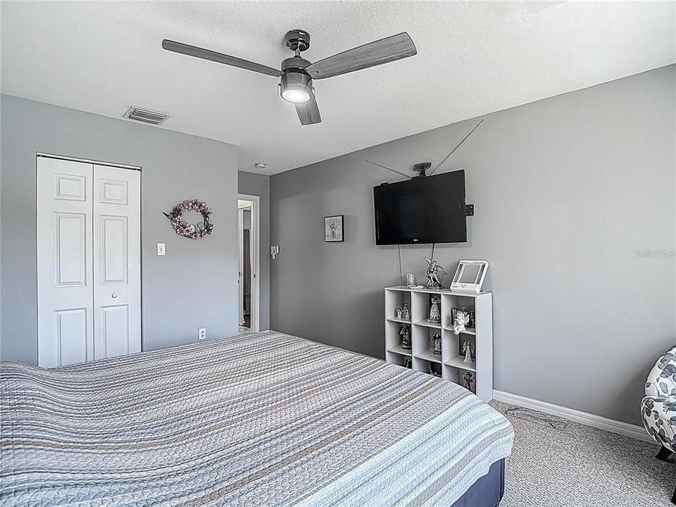 For Sale: $290,000 (3 beds, 2 baths, 1534 Square Feet)